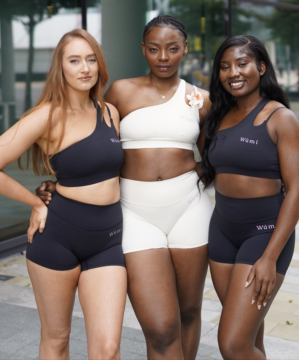 Wúmí Beige Athleisure Shorts