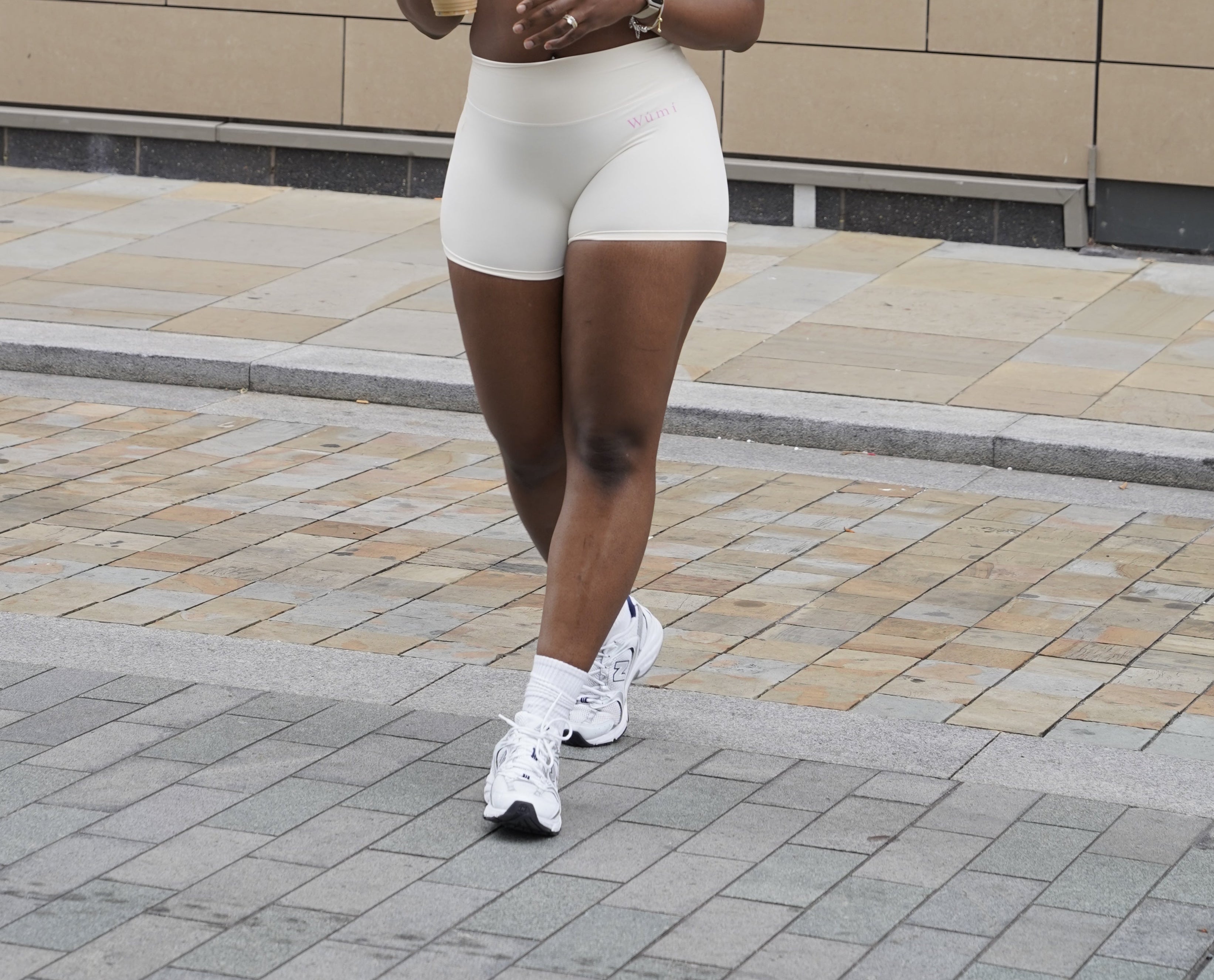 Wúmí Beige Athleisure Shorts