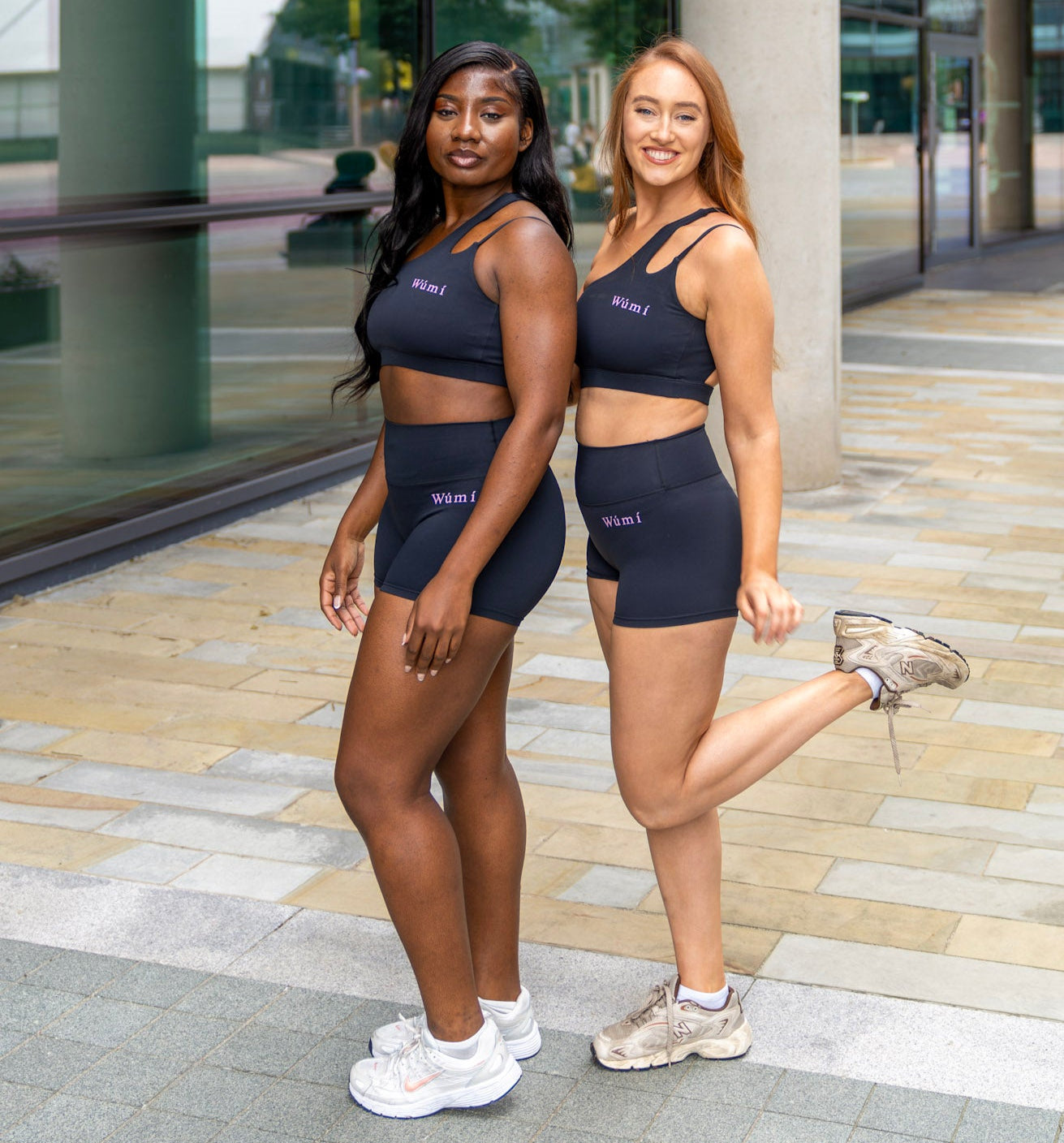 Wúmí Black Asymmetric Sports Bra